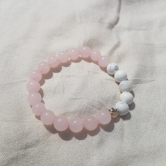 HANDMADE GEMSTONE BRACELET ๐๐ - Picture 2 of 2